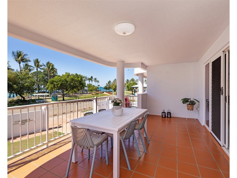 1/93 The Strand, North Ward QLD 4810
