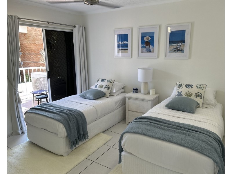 1/93 The Strand, North Ward QLD 4810
