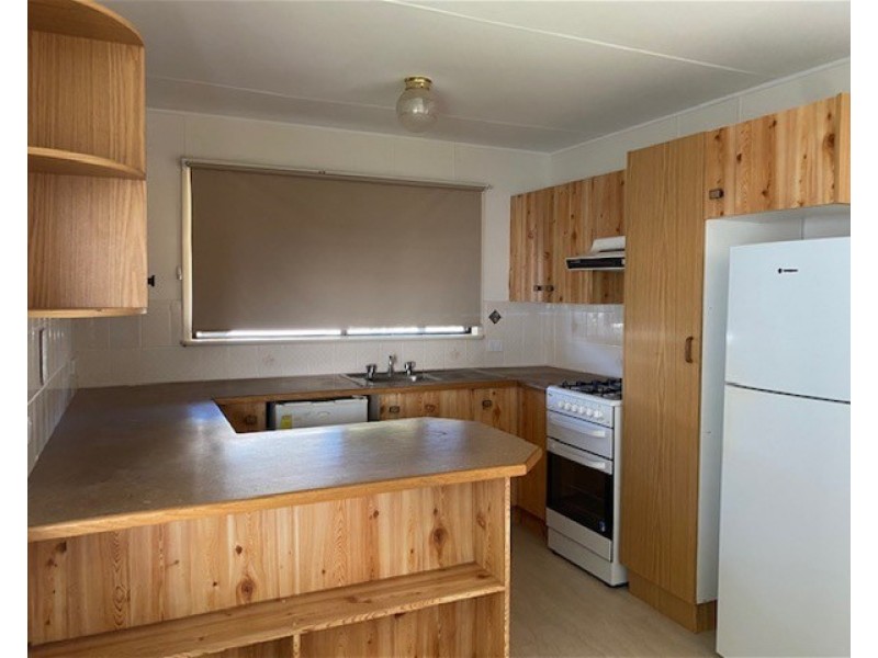 42/278-280 Princes  Highway, Bomaderry NSW 2541