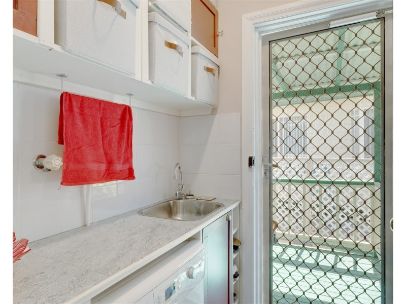 42 First Avenue, Green Point NSW 2251