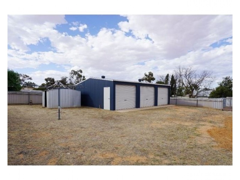 23 Taurus Street, Southern Cross WA 6426
