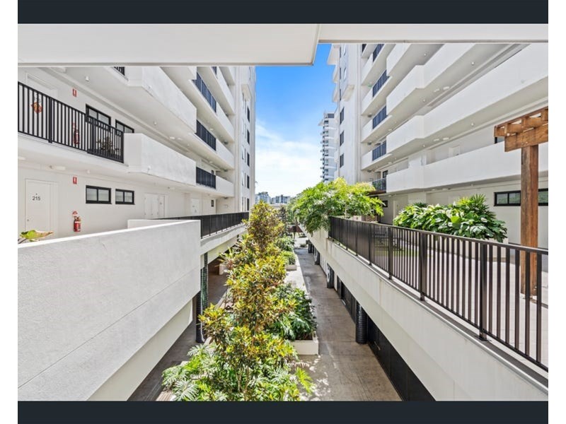 512/45 Wellington Road, East Brisbane QLD 4169