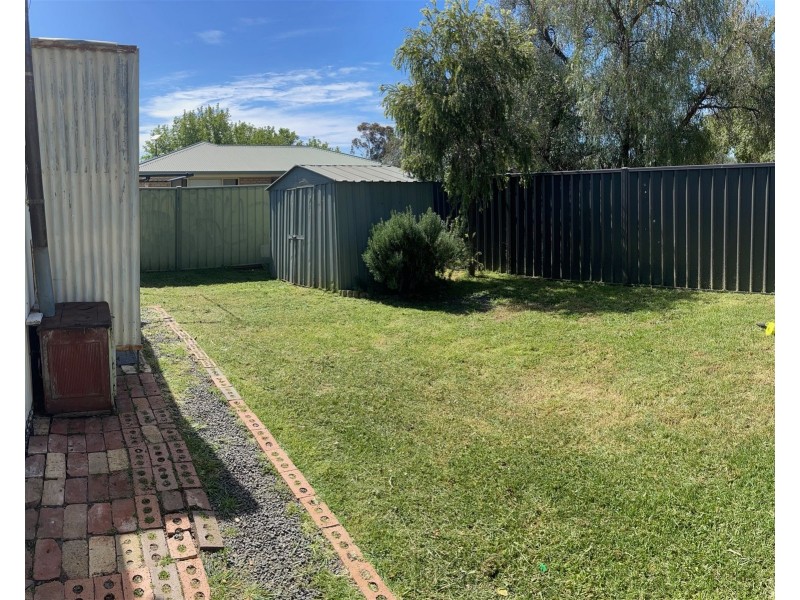 1 Osborne Street, Urana NSW 2645