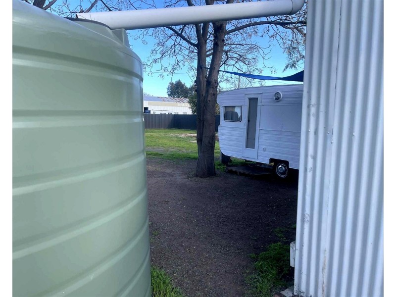 1 Osborne Street, Urana NSW 2645