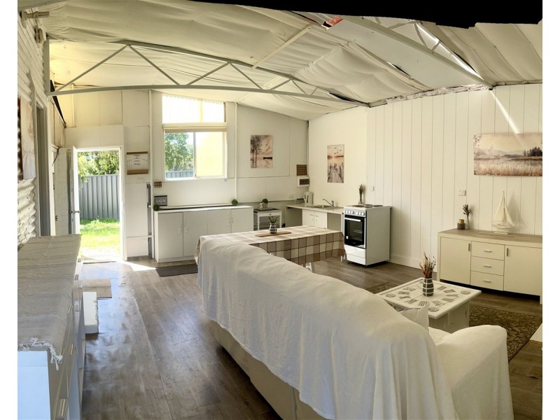 1 Osborne Street, Urana NSW 2645