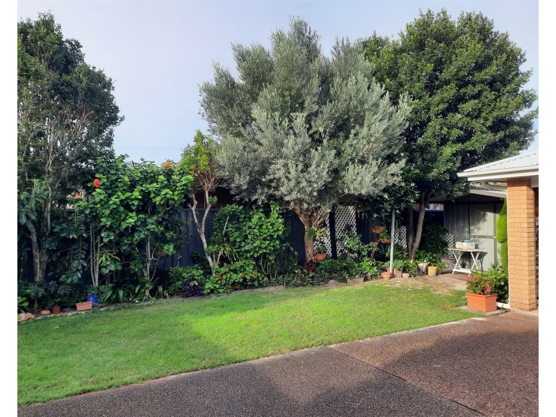 1 Caledonia Close, Salamander Bay NSW 2317