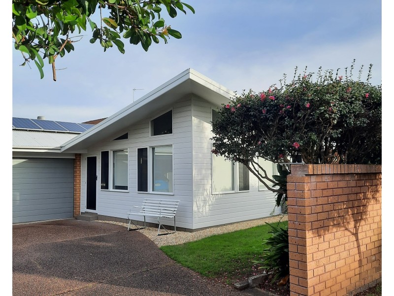 1 Caledonia Close, Salamander Bay NSW 2317
