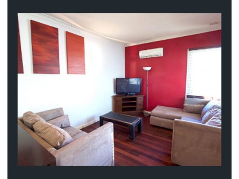 18 Bromley Street, Embleton WA 6062