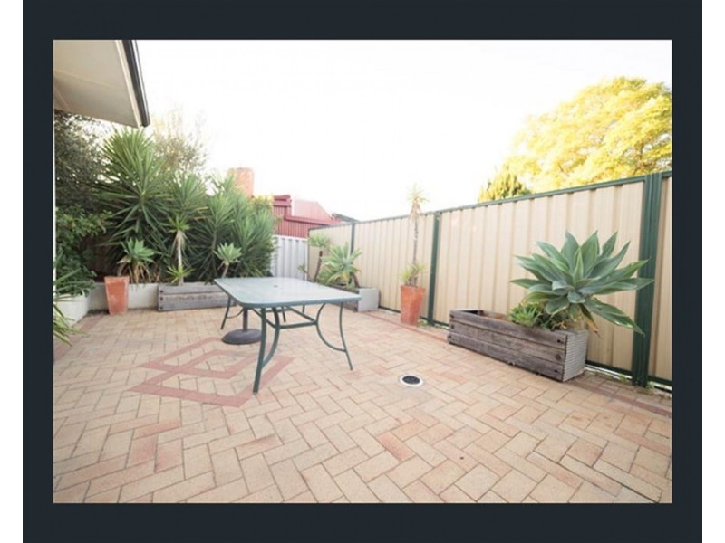 18 Bromley Street, Embleton WA 6062