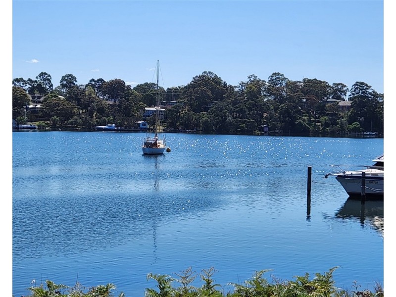 16 VILLAGE FAIR DRIVE, Newlands Arm VIC 3875
