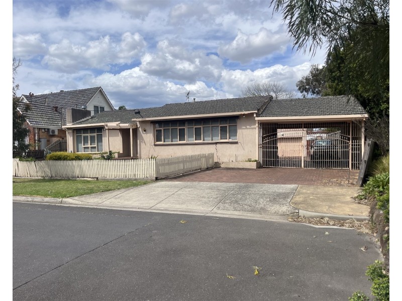 4 Brennan Street, Mckinnon VIC 3204