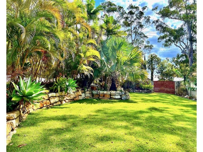 82 Simpsons Road, Currumbin Waters QLD 4223