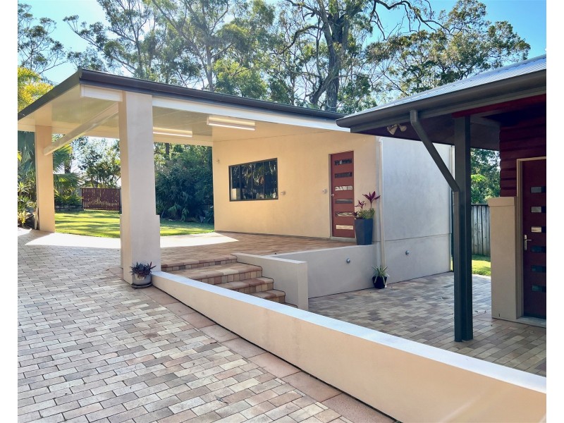 82 Simpsons Road, Currumbin Waters QLD 4223