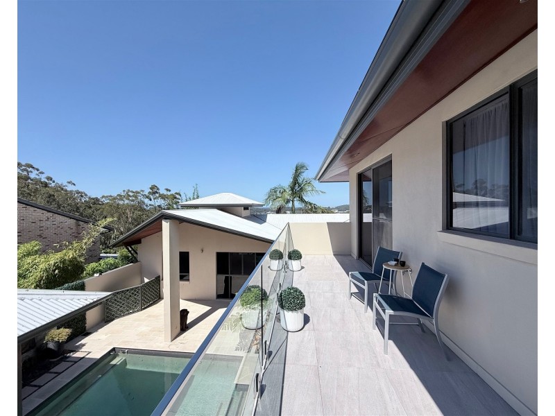82 Simpsons Road, Currumbin Waters QLD 4223
