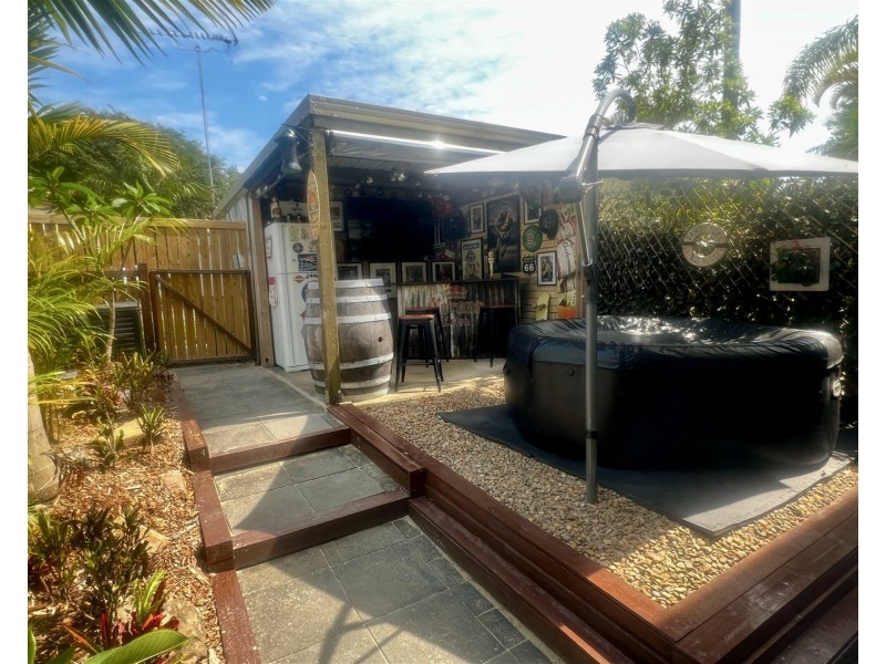 32/71 Olsen Avenue, Labrador QLD 4215