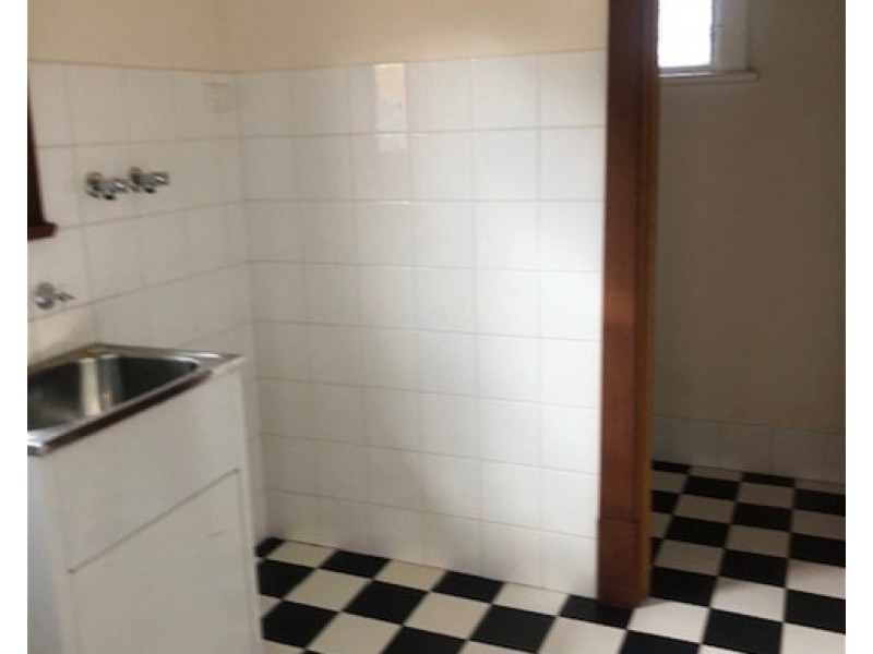 21  Dixon St, Clarence Park SA 5034