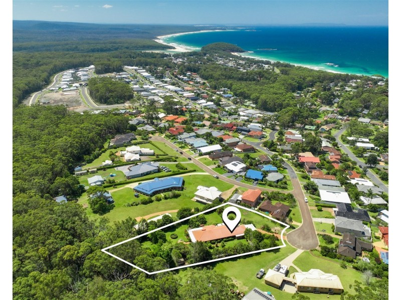 7 Seaspray Street, Narrawallee NSW 2539