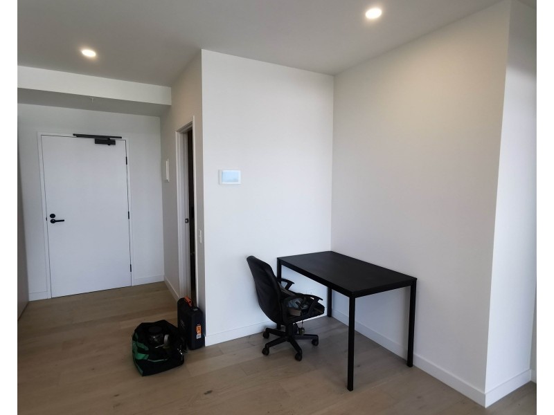 2409/864  Blackburn Road, Clayton VIC 3168