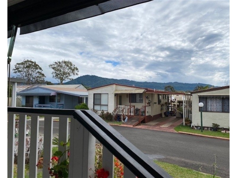 49/278-280  Princes Highway, Bomaderry NSW 2541