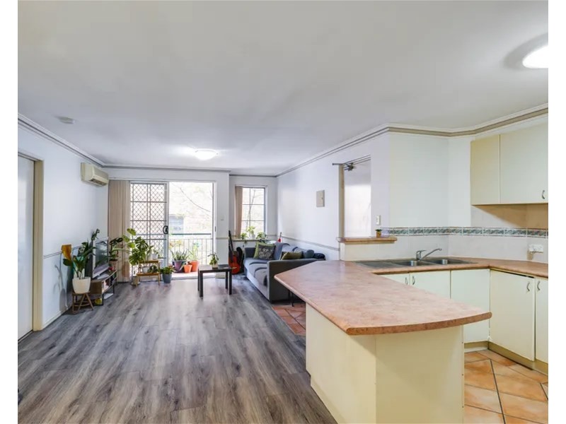 Unit 45/30 Bishops Row, East Perth WA 6004