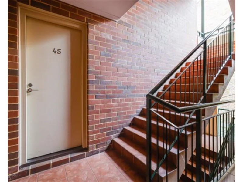 Unit 45/30 Bishops Row, East Perth WA 6004