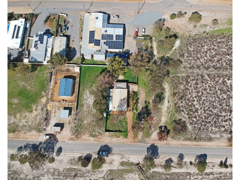 10 Brimson Street, Eneabba WA 6518