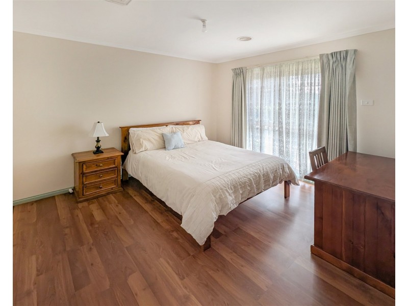 16 Epping Street, Hadfield VIC 3046