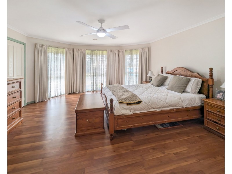 16 Epping Street, Hadfield VIC 3046