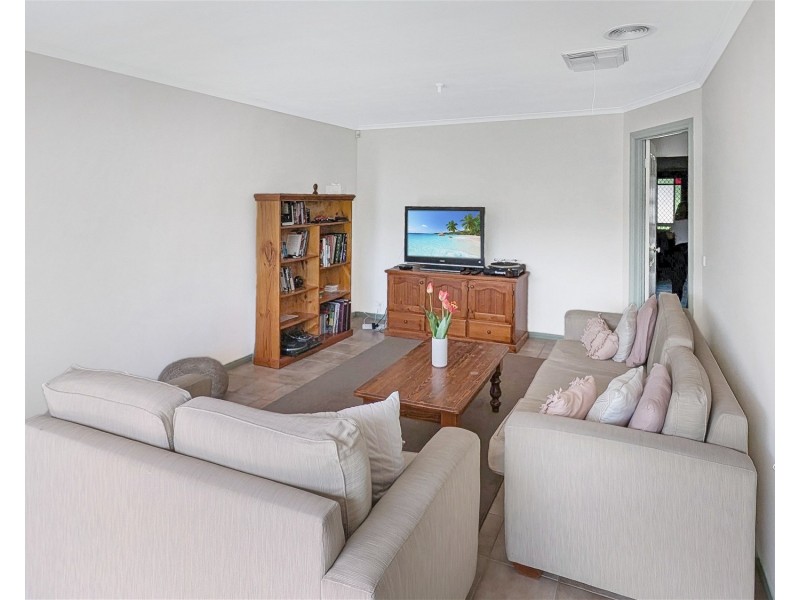 16 Epping Street, Hadfield VIC 3046