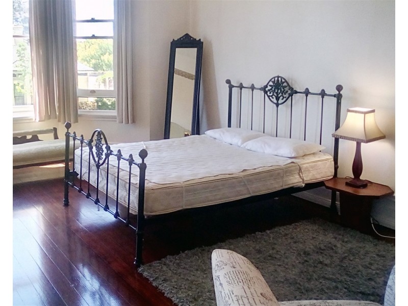 2B Hillside Crescent, Launceston TAS 7250