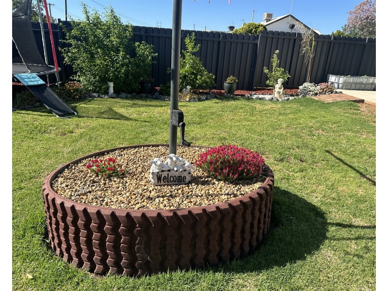 18 Loftus Street, Temora NSW 2666
