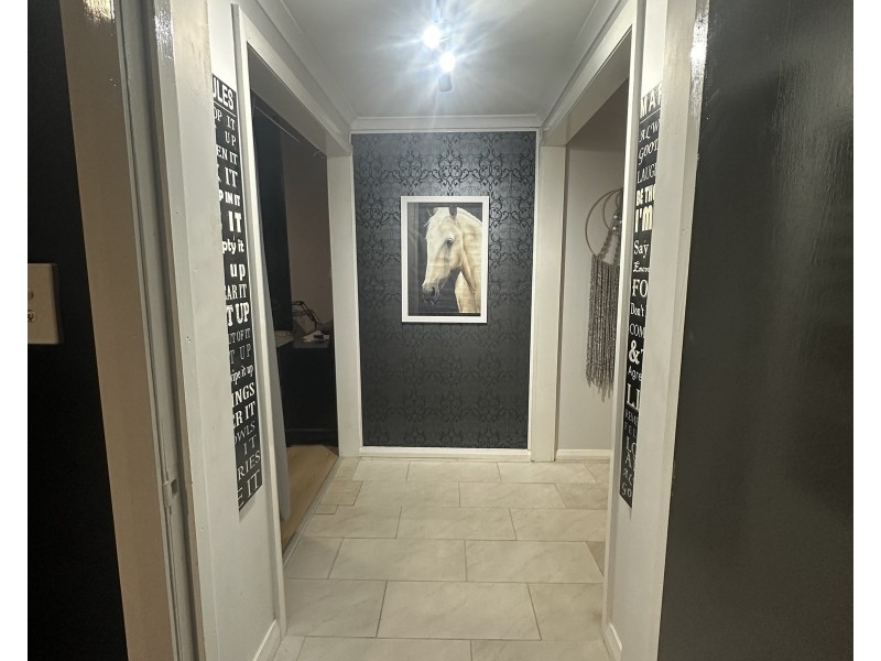 18 Loftus Street, Temora NSW 2666