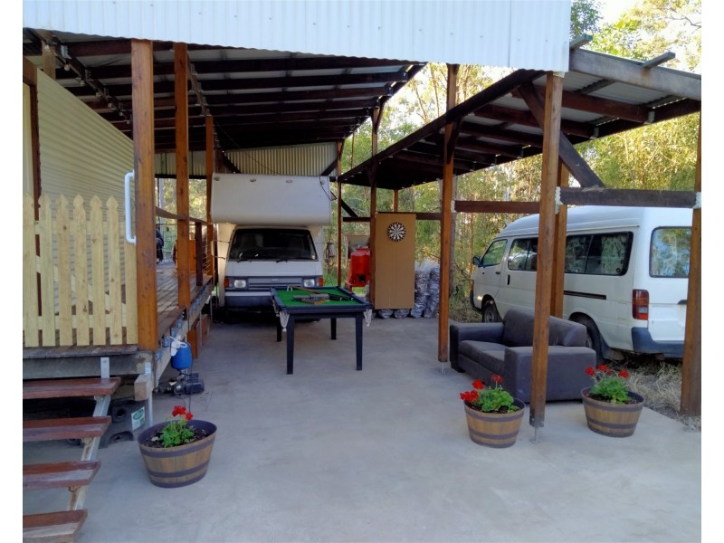 296 Lowe Road, Bollier QLD 4570
