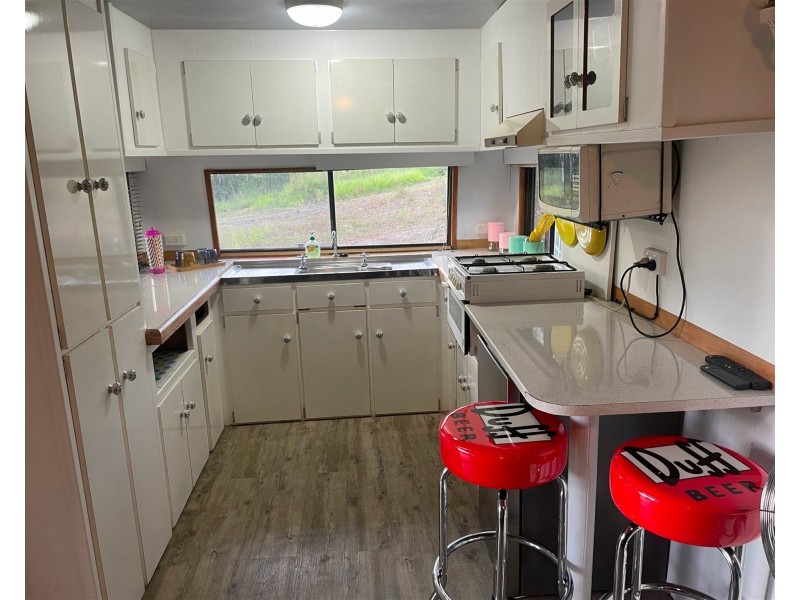 296 Lowe Road, Bollier QLD 4570