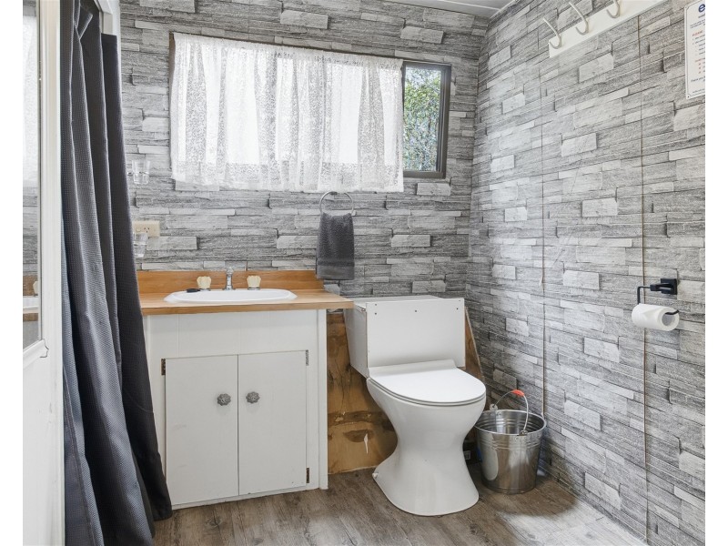 296 Lowe Road, Bollier QLD 4570