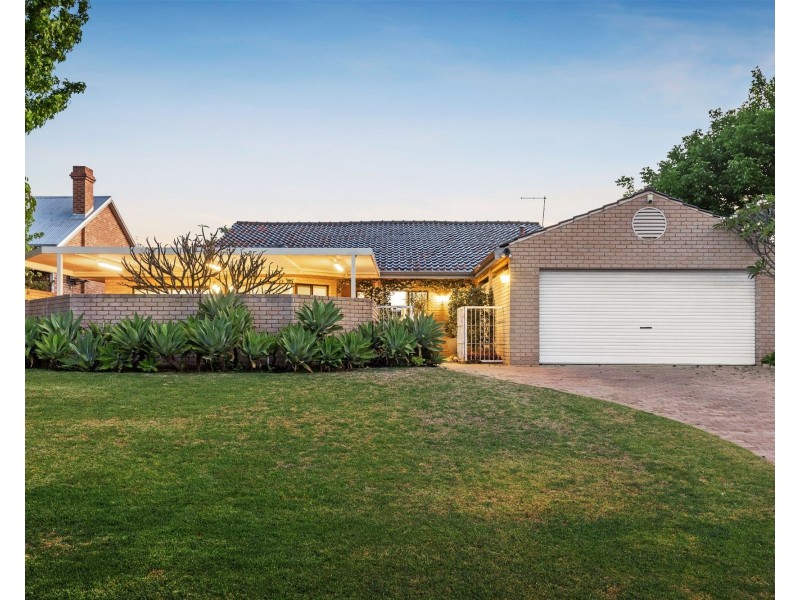 6 Watkins, Dalkeith WA 6009