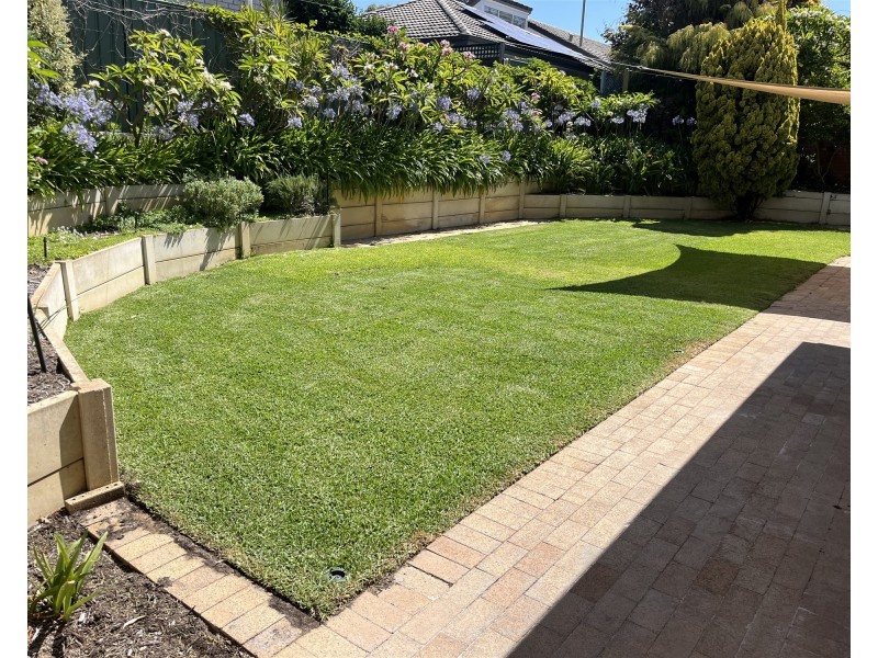 6 Watkins, Dalkeith WA 6009