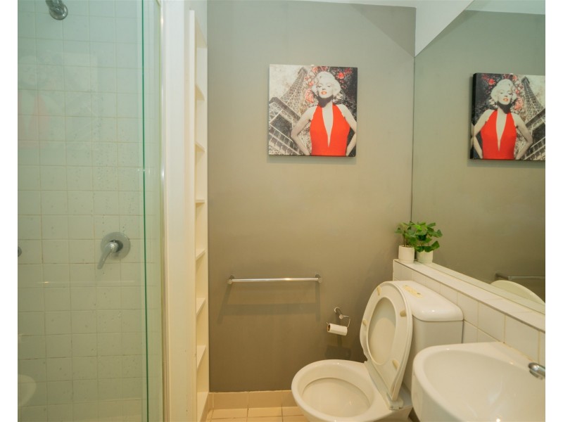 213/9 Earl St, Carlton VIC 3053