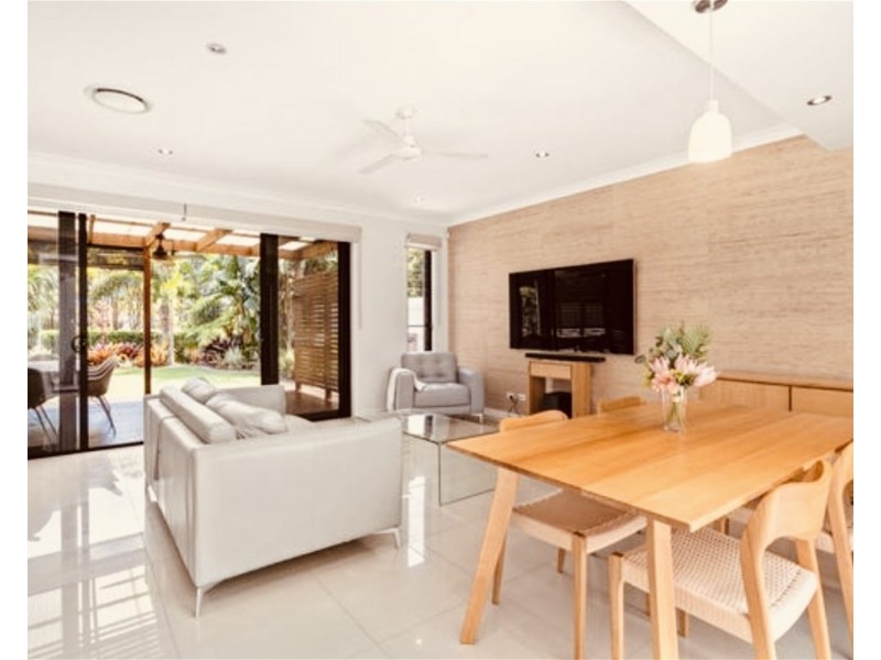 22/323 Bayview street, Hollywell QLD 4216