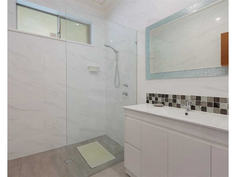 121 Phoenix Road, Spearwood WA 6163