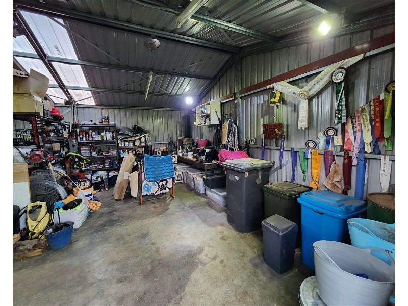 6 Parkridge Drive, Withcott QLD 4352