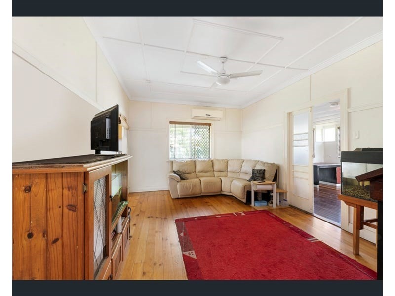 18 Palmer Street, Millbank QLD 4670