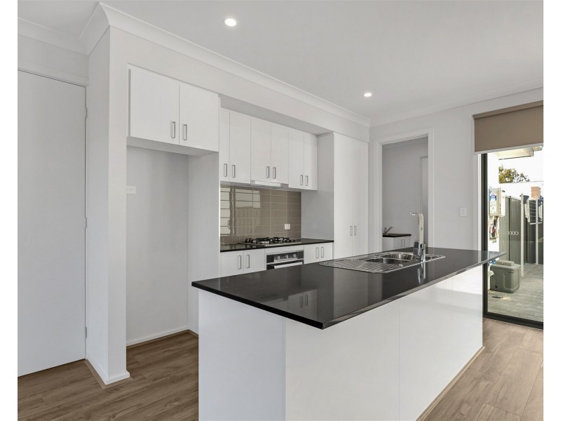 60/Alma Tce, Woodville West SA 5011