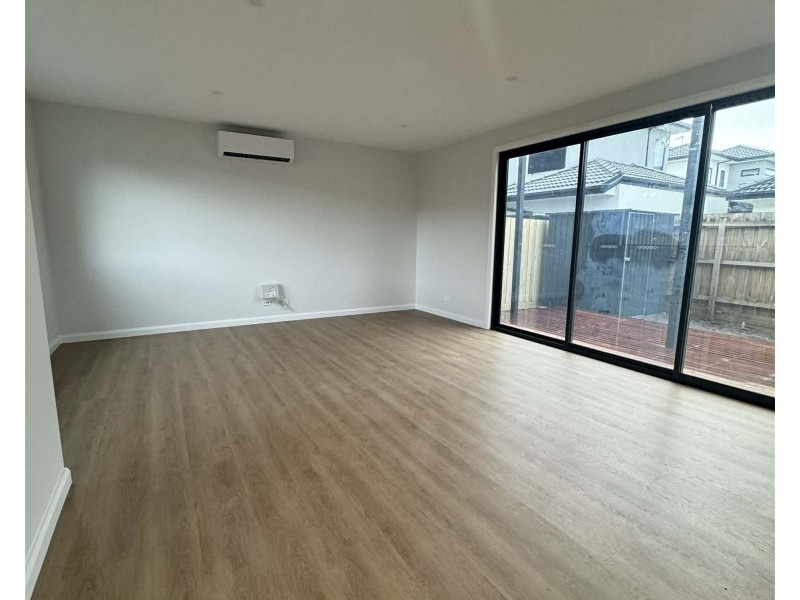 2/931  Heatherton Road, Springvale VIC 3171