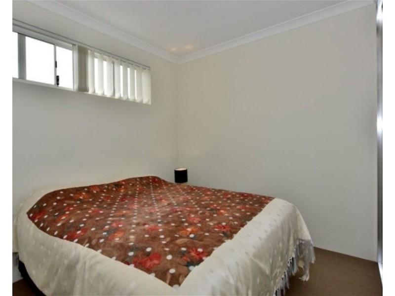 6/21 Wroxton Street, Midland WA 6056