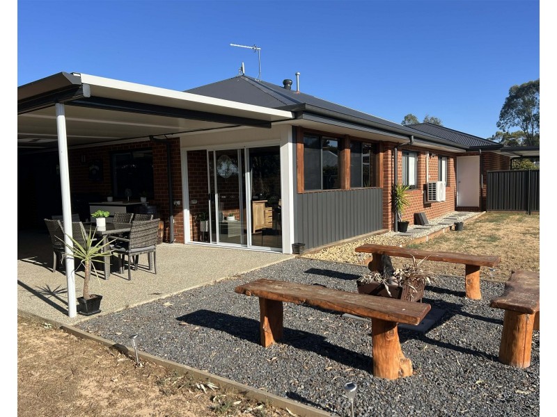 3  Hendricks Close, Yarrawonga VIC 3730