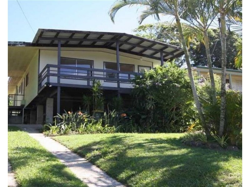 16 Kinarra Street, Ashmore QLD 4214