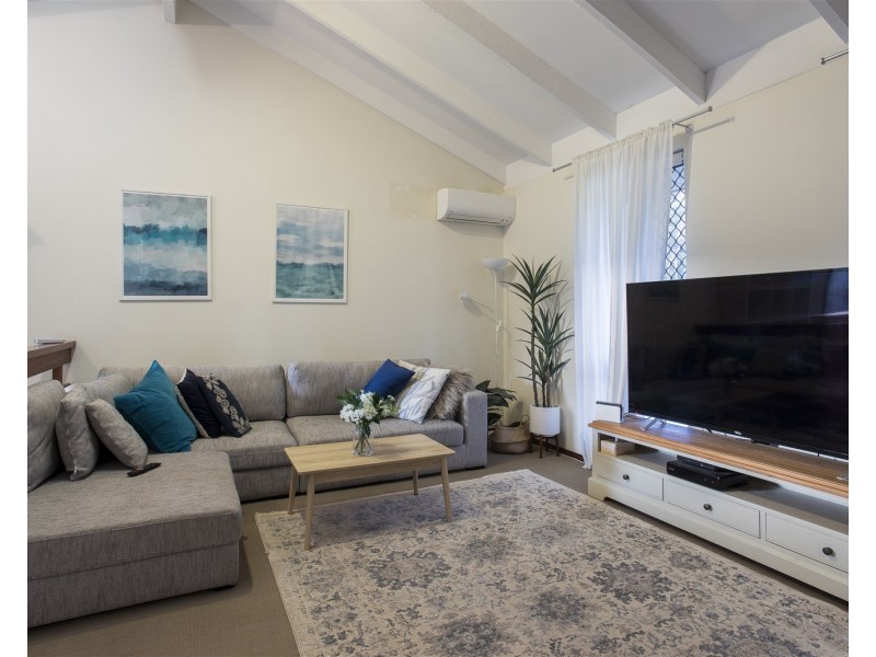 59 Wessex Street, Carine WA 6020