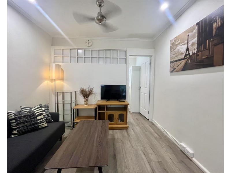 15 Rosstown, Carnegie VIC 3163