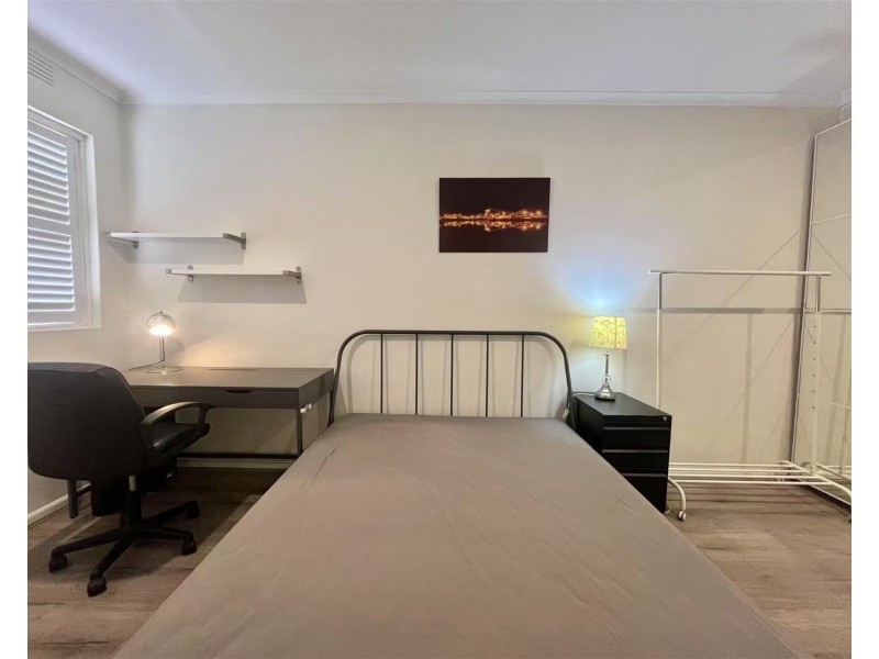 15 Rosstown, Carnegie VIC 3163